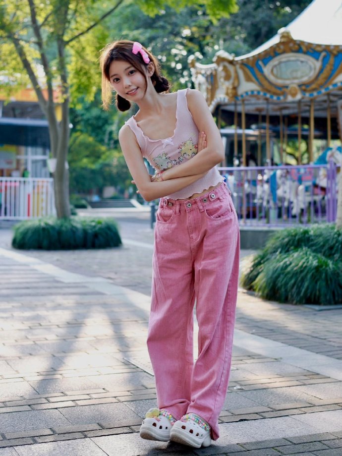 假面女郎 封面